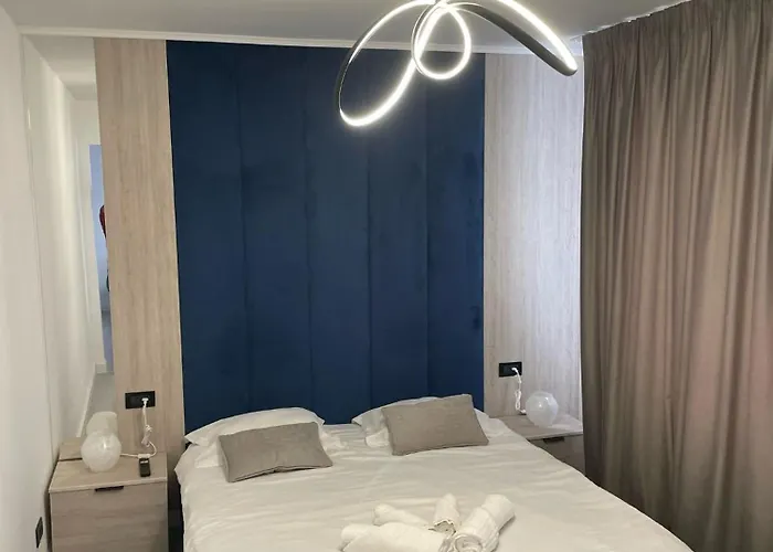 Fancy 1 Bdrm In Center Bucharest